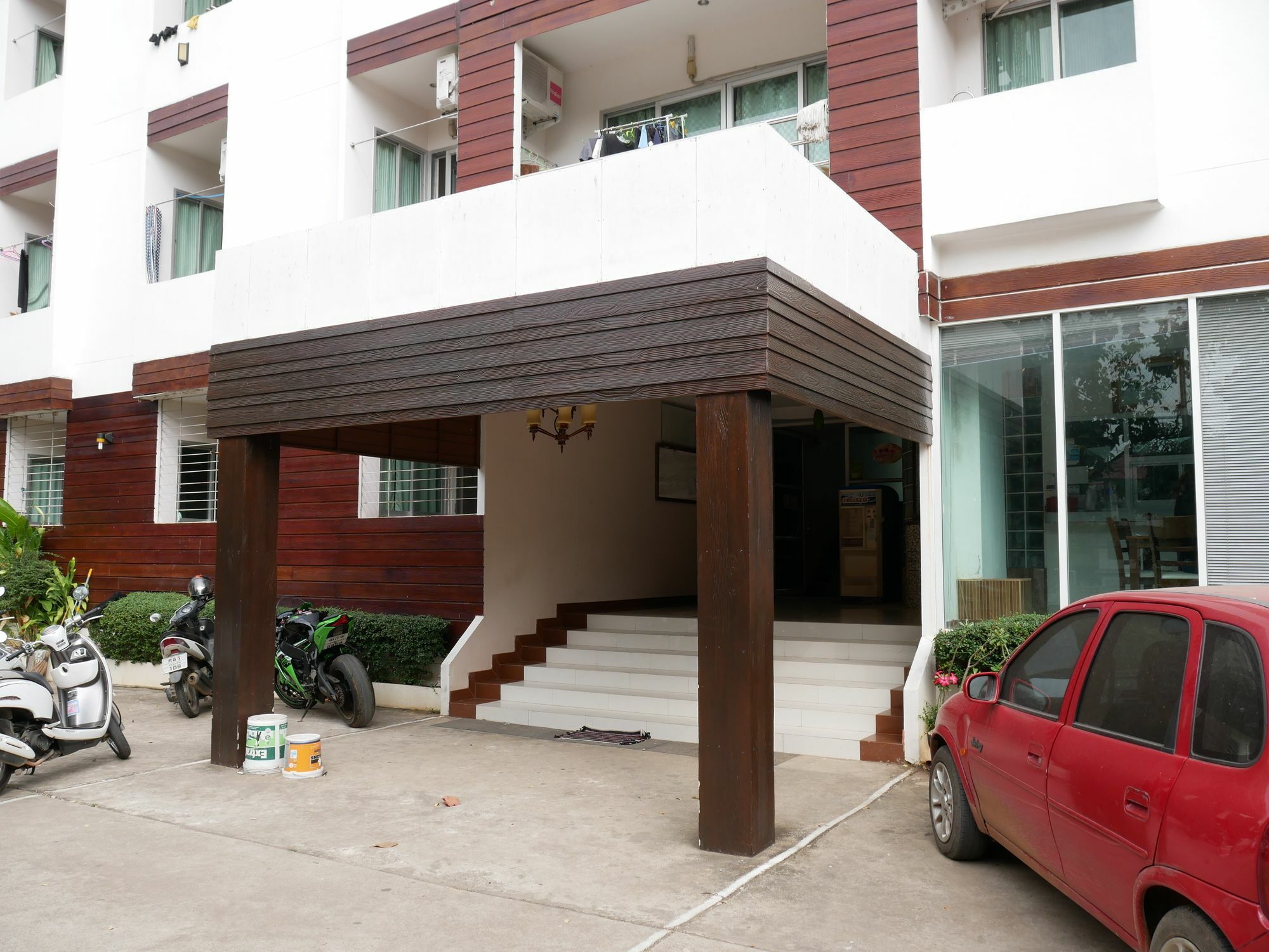 Siriwan Grand Garden Apartment 콘캔 외부 사진